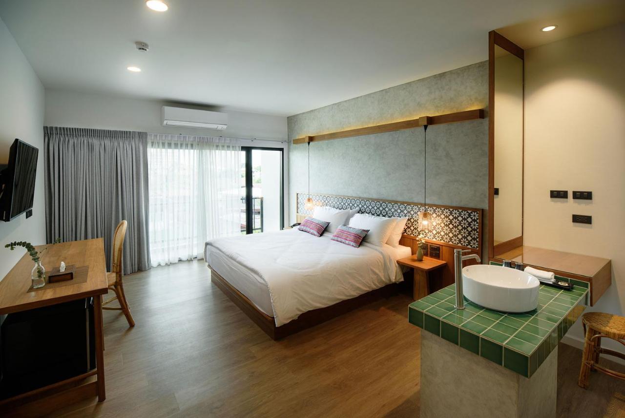 Himku Hotel - Adult Only Чіангмай Екстер'єр фото